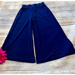 PACKABLE CROP TRAVEL PANT